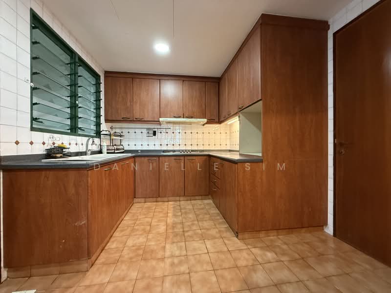 Signature Park, 50 Toh Tuck Road, 3 Bedrooms, 1,399 sqft, Condominium For Rent, by Danielle Sim, 500159488 - Kitchen - PropertyGuru.com.sg