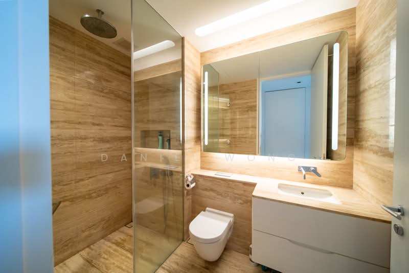 Lloyd SixtyFive, 65 Lloyd Road, 1 Bedroom, 710 sqft, Condominium For Sale, by Daniel Wong, 500159494 - Bathroom - PropertyGuru.com.sg