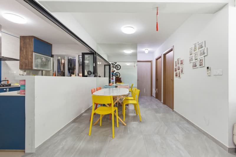 461B Bukit Batok West Avenue 8, 461B Bukit Batok West Avenue 8, 3 Bedrooms, 1,227 sqft, HDB Flat For Sale, by Mindy Lim, 500159497 - Dining Room - PropertyGuru.com.sg
