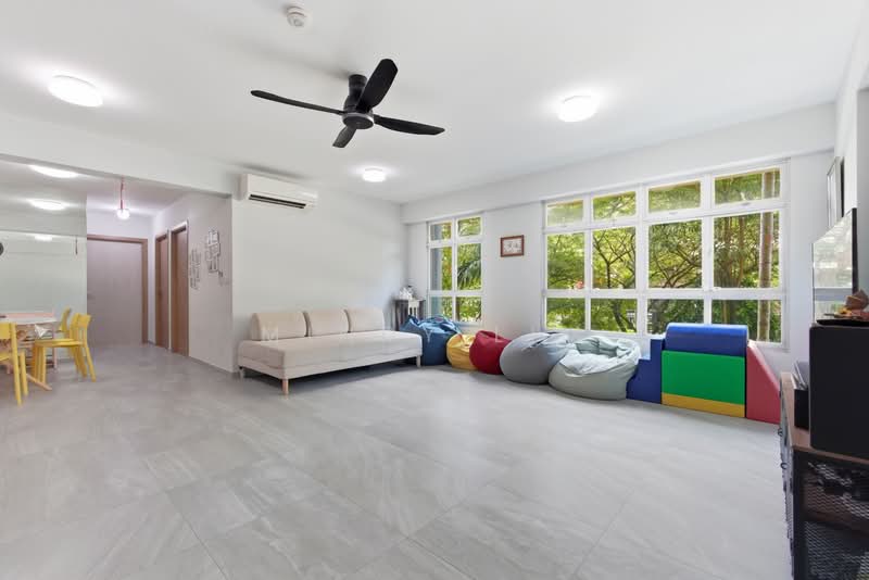 461B Bukit Batok West Avenue 8, 461B Bukit Batok West Avenue 8, 3 Bedrooms, 1,227 sqft, HDB Flat For Sale, by Mindy Lim, 500159497 - Living Room - PropertyGuru.com.sg