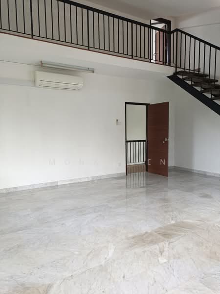 Mount Sinai Avenue, Mount sinai Avenue, 5 Bedrooms, 3,287 sqft, Semi-Detached House For Sale, by Mona Chen, 500159498 - Attic multi purpose room - PropertyGuru.com.sg