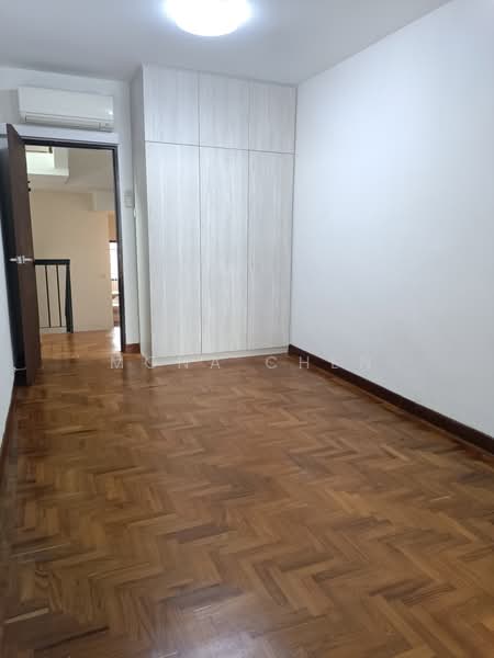 Mount Sinai Avenue, Mount sinai Avenue, 5 Bedrooms, 3,287 sqft, Semi-Detached House For Sale, by Mona Chen, 500159498 - Common bedroom 2 - PropertyGuru.com.sg