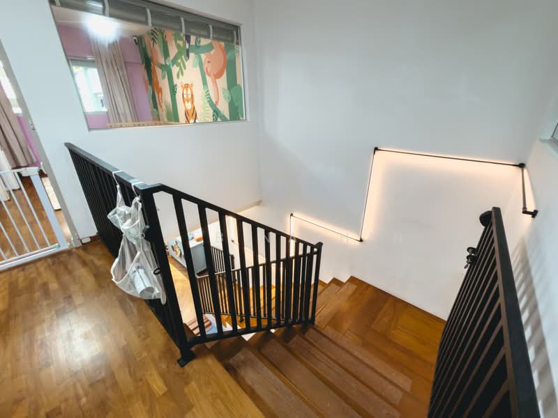 321 Serangoon Avenue 2, 321 Serangoon Avenue 2, 4 Bedrooms, 1,572 sqft, HDB Flat For Sale, by Prab Nathan, 500159500 - Staircase to 2nd Floor - PropertyGuru.com.sg