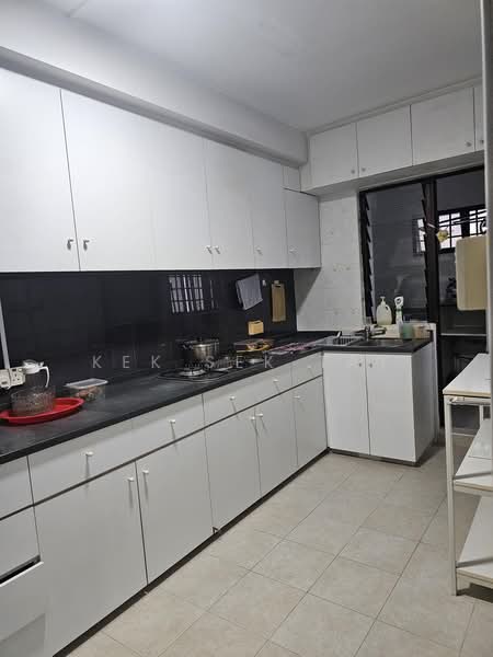 122C Sengkang East Way, 122C Sengkang East Way, 3 Bedrooms, 130 sqft, HDB Flat For Rent, by Kek Sek TAY, 500159503 - Kitchen - PropertyGuru.com.sg