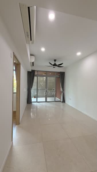 Stars of Kovan, 978 Upper Serangoon Road, 4 Bedrooms, 1,829 sqft, Terraced House For Rent, by Anthony Low, 500159504 - Living Room - PropertyGuru.com.sg