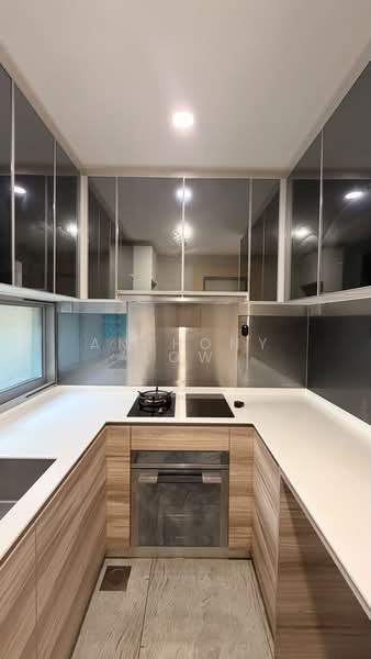 Stars of Kovan, 978 Upper Serangoon Road, 4 Bedrooms, 1,829 sqft, Terraced House For Rent, by Anthony Low, 500159504 - Kitchen - PropertyGuru.com.sg