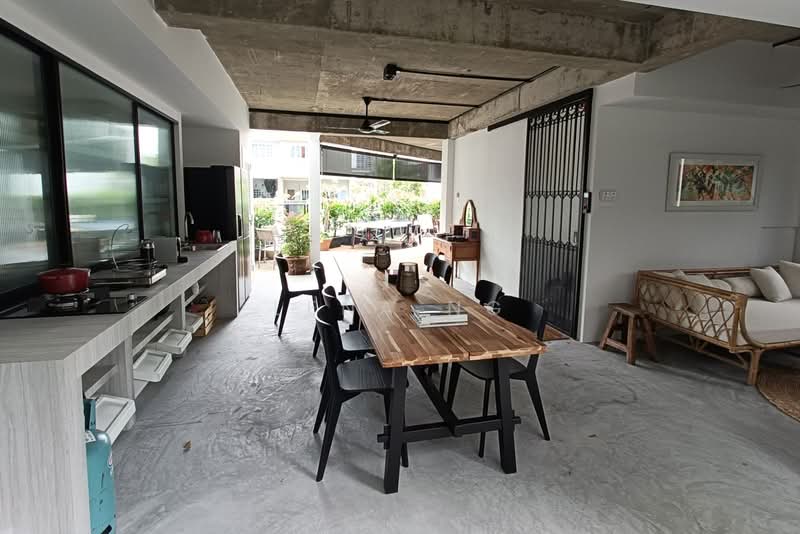 Tai Hwan Garden, 5 Tai Hwan Close, 8 Bedrooms, 4,200 sqft, Terraced House For Rent, by Lena Ng, 500159514 - Kitchen - PropertyGuru.com.sg
