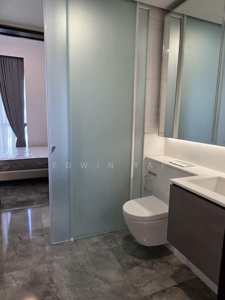 Midtown Bay, 122 Beach Road, 3 Bedrooms, 1,324 sqft, Condominium For Rent, by Edwin Yap, 500159517 - Bathroom - PropertyGuru.com.sg