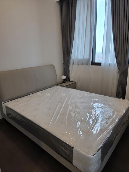 Midtown Bay, 122 Beach Road, 3 Bedrooms, 1,324 sqft, Condominium For Rent, by Edwin Yap, 500159517 - Bedroom - PropertyGuru.com.sg