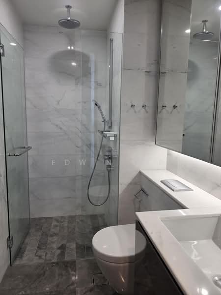 Midtown Bay, 122 Beach Road, 3 Bedrooms, 1,324 sqft, Condominium For Rent, by Edwin Yap, 500159517 - Bathroom - PropertyGuru.com.sg