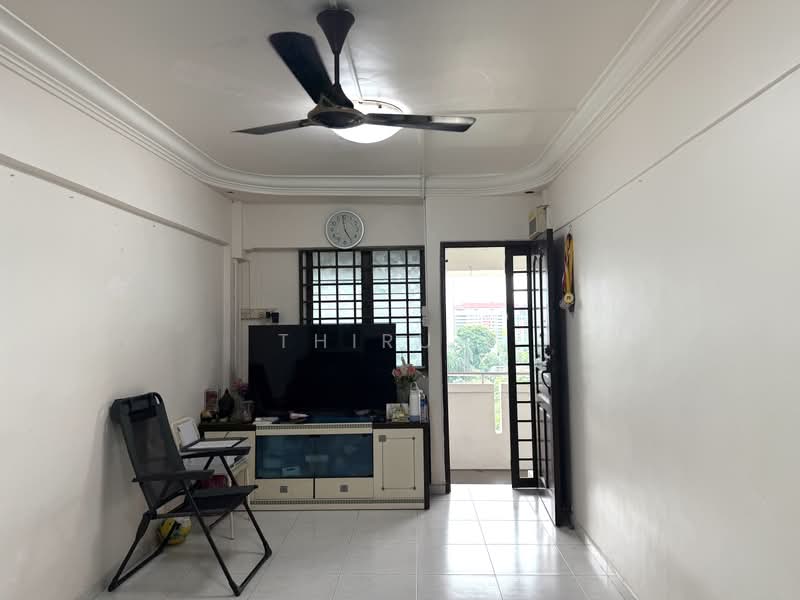 115 Jurong East Street 13, 115 Jurong East Street 13, 2 Bedrooms, 731 sqft, HDB Flat For Sale, by Thiru P, 500159524 - Living Room - PropertyGuru.com.sg