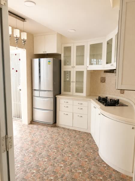 Mandarin Gardens, 1 Siglap Road, 3 Bedrooms, 1,528 sqft, Condominium For Sale, by Avril Bin, 500159532 - Kitchen - PropertyGuru.com.sg