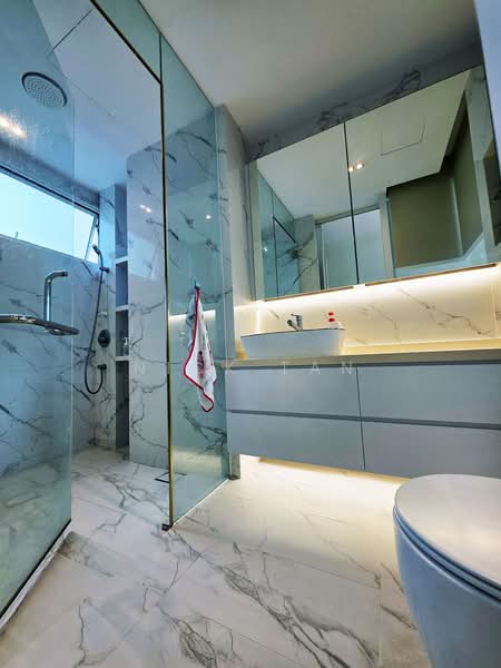 The Tresor, 26 Duchess Road, 3 Bedrooms, 1,485 sqft, Condominium For Sale, by Nick Tan, 500159538 - Bathroom - PropertyGuru.com.sg