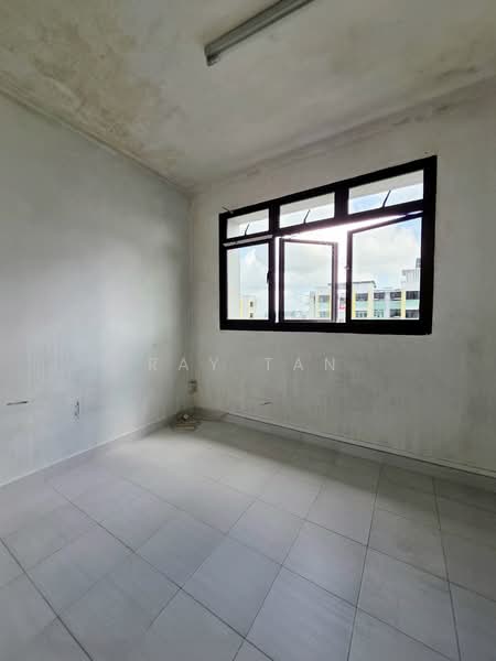 126 Lorong 1 Toa Payoh, 126 Lorong 1 Toa Payoh, 2 Bedrooms, 721 sqft, HDB Flat For Sale, by Ray Tan, 500159542 - Utilty - PropertyGuru.com.sg