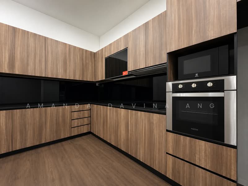 Oxley BizHub, 61 Ubi Road 1, 947 sqft, Office For Sale, by Amanda Davina Ang, 500159543 - Kitchen - CommercialGuru.com.sg