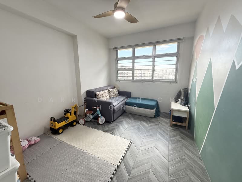 440D Bukit Batok West Avenue 8, 440D Bukit Batok West Avenue 8, 3 Bedrooms, 1,206 sqft, HDB Flat For Sale, by Darren Koh Chun Hong, 500159546 - Living Room - PropertyGuru.com.sg