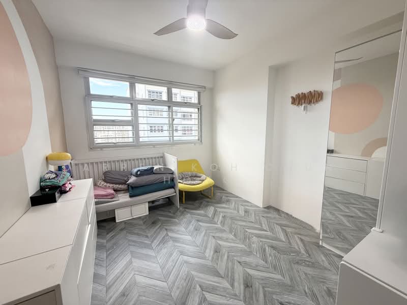 440D Bukit Batok West Avenue 8, 440D Bukit Batok West Avenue 8, 3 Bedrooms, 1,206 sqft, HDB Flat For Sale, by Darren Koh Chun Hong, 500159546 - Bedroom - PropertyGuru.com.sg
