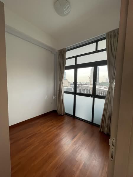 J Gateway, 2 Gateway Drive, 2 Bedrooms, 678 sqft, Condominium For Rent, by Mark LIM, 500159555 - Interior - PropertyGuru.com.sg