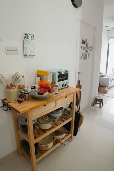Centra Suites, 38 Geylang Lorong 25A, 1 Bedroom, 420 sqft, Apartment For Rent, by Dorothy Khong, 500159559 - Kitchen - PropertyGuru.com.sg