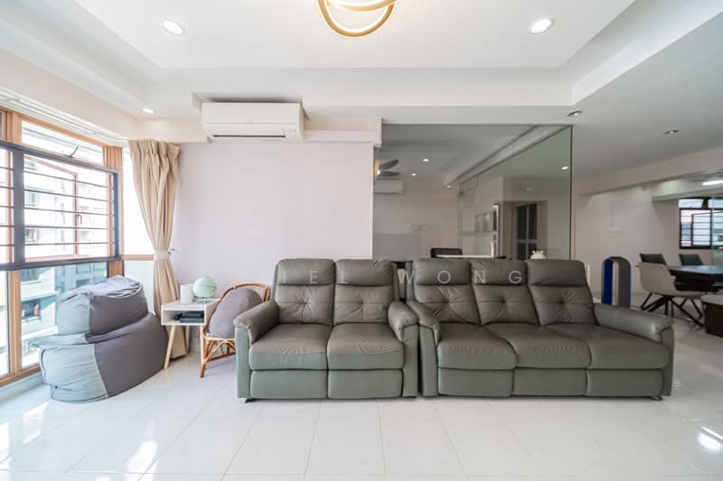 318C Anchorvale Link, 318C Anchorvale Link, 3 Bedrooms, 1,184 sqft, HDB Flat For Sale, by Daniel Wong, 500159563 - Living Room - PropertyGuru.com.sg