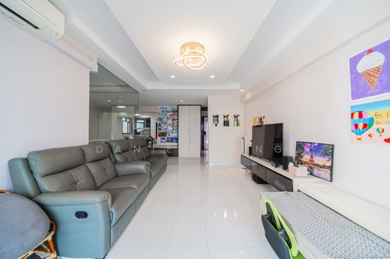 318C Anchorvale Link, 318C Anchorvale Link, 3 Bedrooms, 1,184 sqft, HDB Flat For Sale, by Daniel Wong, 500159563 - Living Room - PropertyGuru.com.sg
