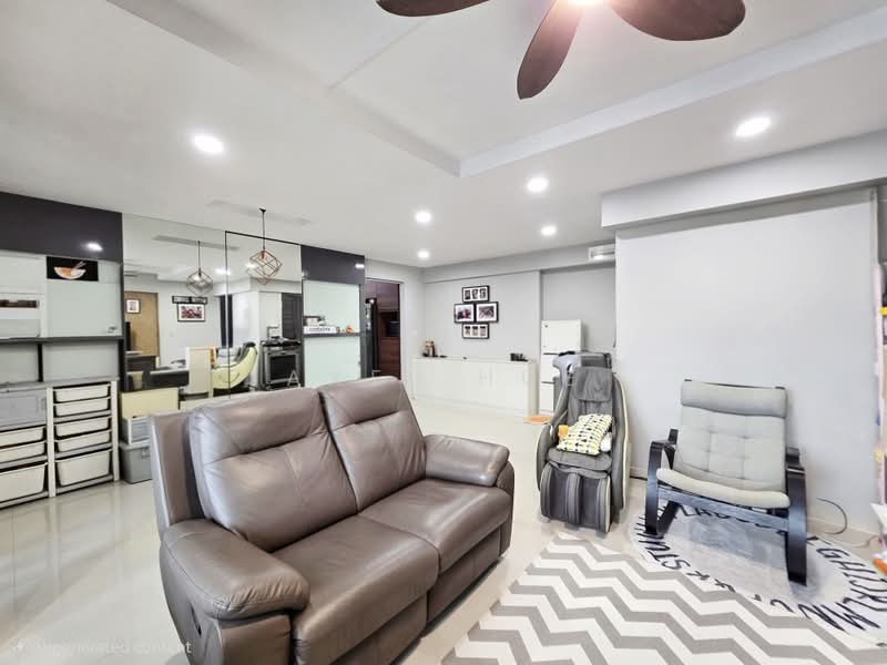 611 Bukit Panjang Ring Road, 611 Bukit Panjang Ring Road, 3 Bedrooms, 1,195 sqft, HDB Flat For Sale, by Axel Hue, 500159567 - Living Room - PropertyGuru.com.sg