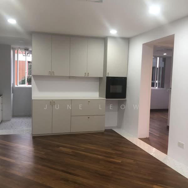 The Hermitage, 2 Sarkies Road, 2 Bedrooms, 775 sqft, Apartment For Rent, by June Leow, 500159577 - Living Interior - PropertyGuru.com.sg