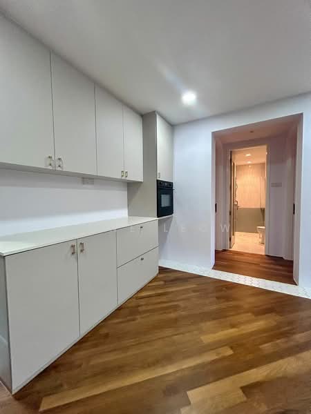 The Hermitage, 2 Sarkies Road, 2 Bedrooms, 775 sqft, Apartment For Rent, by June Leow, 500159577 - Dry kitchen - PropertyGuru.com.sg