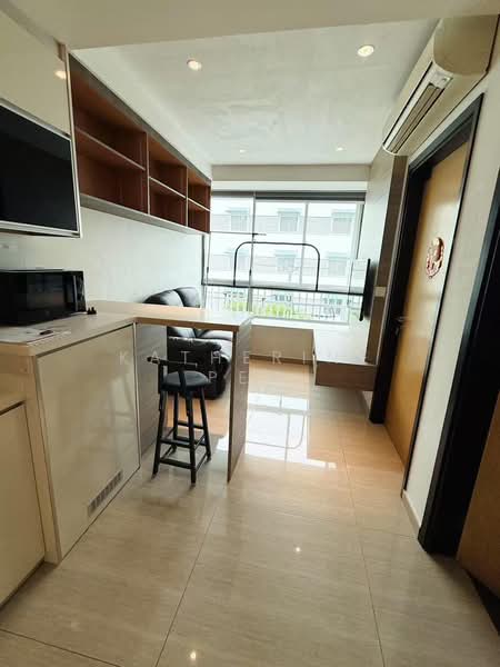 Vibes @ Kovan, 93 Kovan Road, Studio, 388 sqft, Condominium For Rent, by Katherine Peh, 500159581 - Living Room - PropertyGuru.com.sg