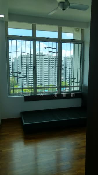 Compass Heights, 11 Sengkang Square, 3 Bedrooms, 1,291 sqft, Condominium For Sale, by Alexis Chia 谢慧丽, 500159583 - Bedroom - PropertyGuru.com.sg