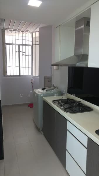 Compass Heights, 11 Sengkang Square, 3 Bedrooms, 1,291 sqft, Condominium For Sale, by Alexis Chia 谢慧丽, 500159583 - Kitchen - PropertyGuru.com.sg