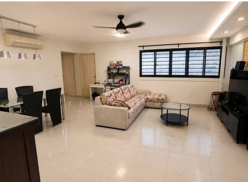 276C Jurong West Street 25, 276C Jurong West Street 25, 3 Bedrooms, 1,195 sqft, HDB Flat For Sale, by Kelly Chua, 500159584 - Living Room - PropertyGuru.com.sg