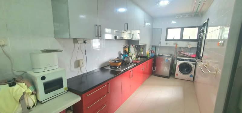 276C Jurong West Street 25, 276C Jurong West Street 25, 3 Bedrooms, 1,195 sqft, HDB Flat For Sale, by Kelly Chua, 500159584 - Kitchen - PropertyGuru.com.sg