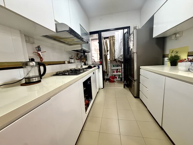 471B Fernvale Street, 471B Fernvale Street, 2 Bedrooms, 1,001 sqft, HDB Flat For Rent, by Gina Khazali, 500159589 - Kitchen - PropertyGuru.com.sg