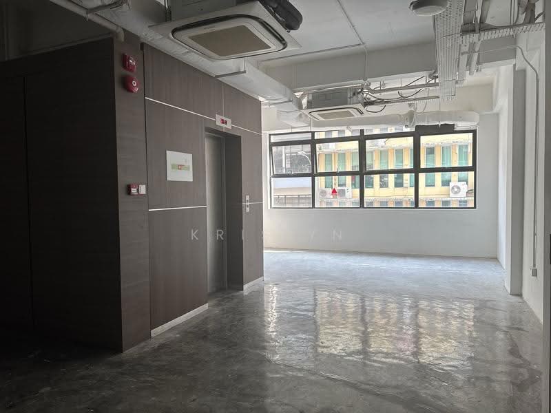 Suitable for Co-working/Pilates/Office at Hong Kong Street, Hongkong Street, Boat Quay / Raffles Place / Marina, 1,403 sqft, Office For Rent, by Krislyn Wong, 500159590 - Interior - CommercialGuru.com.sg