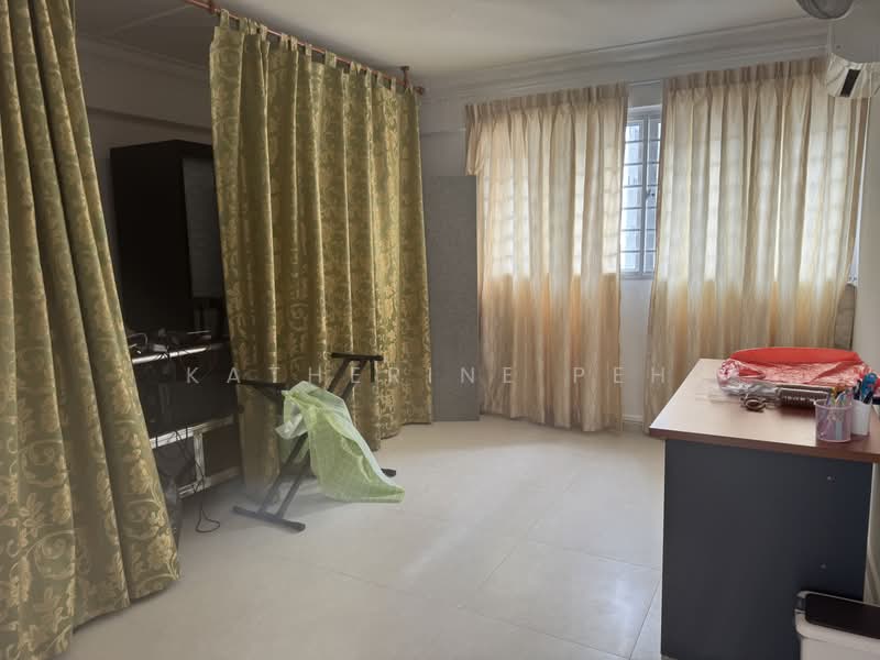 458 Tampines Street 42, 458 Tampines Street 42, 3 Bedrooms, 1,313 sqft, HDB Flat For Sale, by Katherine Peh, 500159591 - Interior - PropertyGuru.com.sg