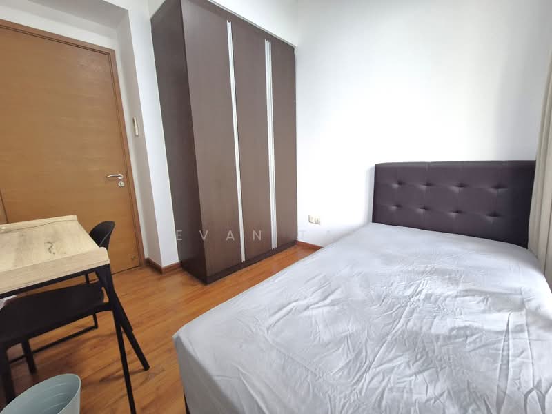The Parc Condominium, 3 West Coast Walk, 5 Bedrooms, 1,216 sqft, Condominium For Rent, by Evan Tan, 500159607 - Bedroom - PropertyGuru.com.sg