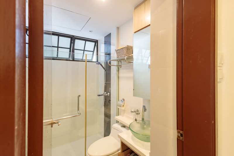Le Conney Park, 87 Lorong L Telok Kurau, 3 Bedrooms, 1,227 sqft, Apartment For Sale, by Queenie Ke, 500159614 - Bathroom - PropertyGuru.com.sg