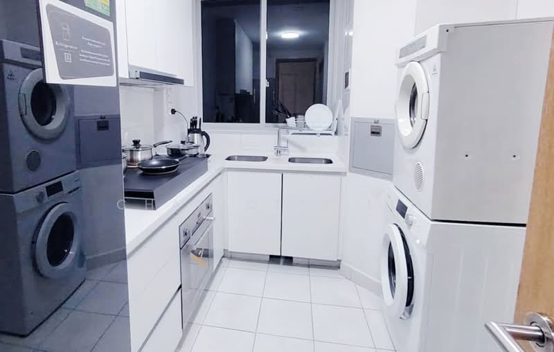 The Stellar, 8 West Coast Road, Room Rental, 100 sqft, Condominium For Rent, by Charlotte Lin, 500159616 - Kitchen - PropertyGuru.com.sg