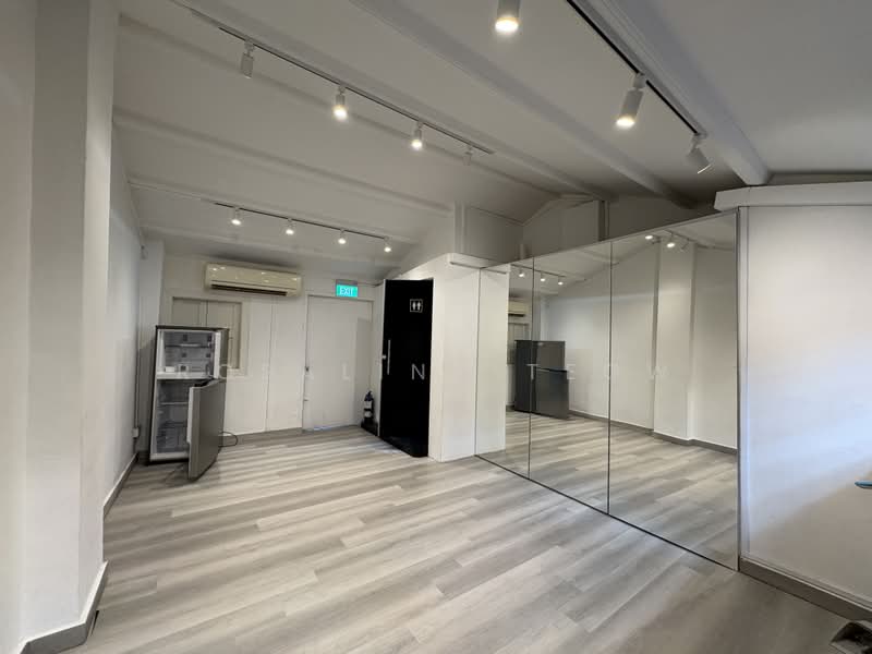 2F Shophouse for rent in Bussorah at Kampong Glam, Bussorah Street, Arab Street,North Bridge Road, 980 sqft, Shop / Shophouse For Rent, by Rosalind Teow, 500159620 - Interior - CommercialGuru.com.sg