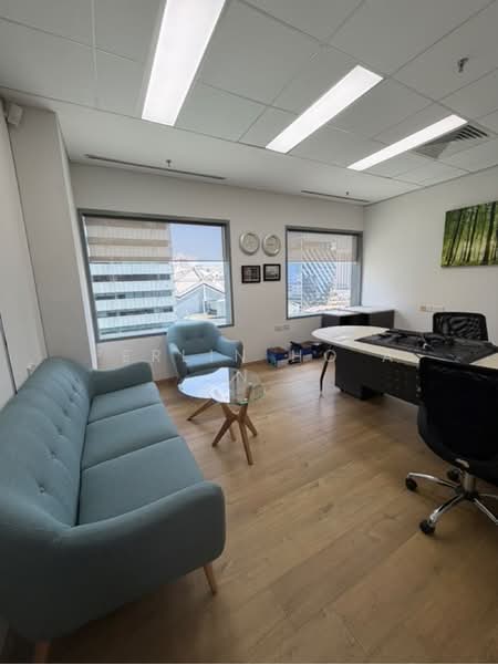 Suntec City Tower, 7 Temasek Boulevard, 3,925 sqft, Office For Sale, by Perlin Ho A N, 500159631 - CommercialGuru.com.sg