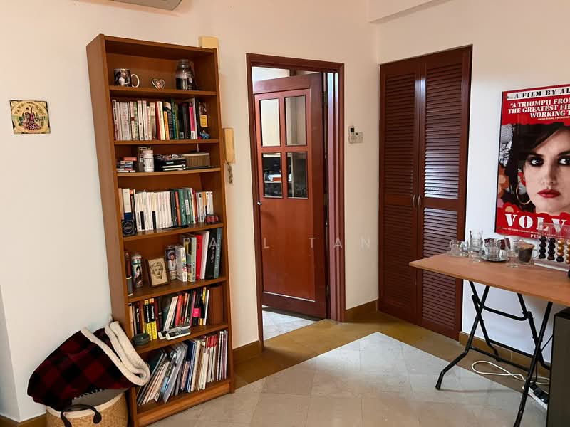 Emerald Garden, 33 Club Street, 2 Bedrooms, 960 sqft, Condominium For Rent, by Paul Tan, 500159640 - Interior - PropertyGuru.com.sg