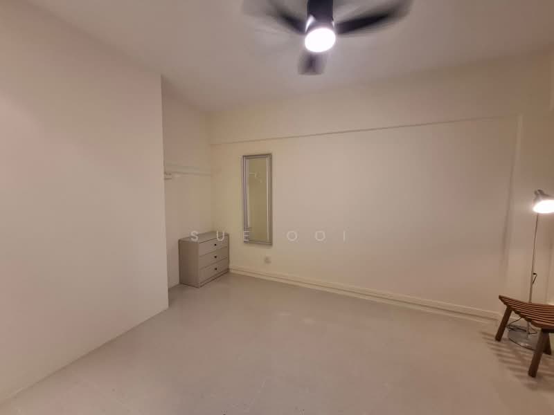 246 Tampines Street 21, 246 Tampines Street 21, 2 Bedrooms, 721 sqft, HDB Flat For Sale, by Sue Ooi, 500159650 - Bedroom - PropertyGuru.com.sg