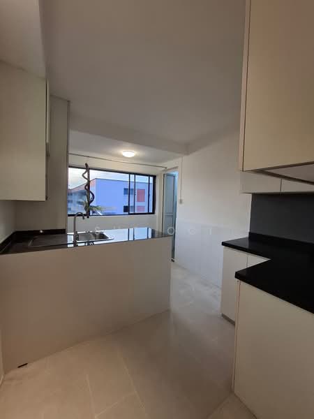 246 Tampines Street 21, 246 Tampines Street 21, 2 Bedrooms, 721 sqft, HDB Flat For Sale, by Sue Ooi, 500159650 - Kitchen - PropertyGuru.com.sg