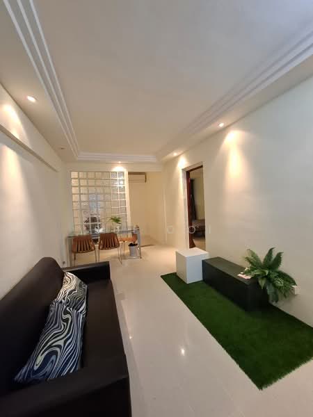 246 Tampines Street 21, 246 Tampines Street 21, 2 Bedrooms, 721 sqft, HDB Flat For Sale, by Sue Ooi, 500159650 - Living Room - PropertyGuru.com.sg
