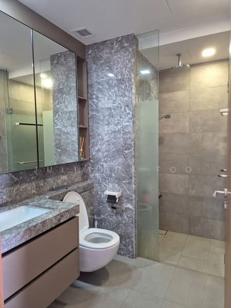 Stirling Residences, 21 Stirling Road, 1 Bedroom, 441 sqft, Condominium For Rent, by Julianna Foo, 500159654 - Bathroom - PropertyGuru.com.sg