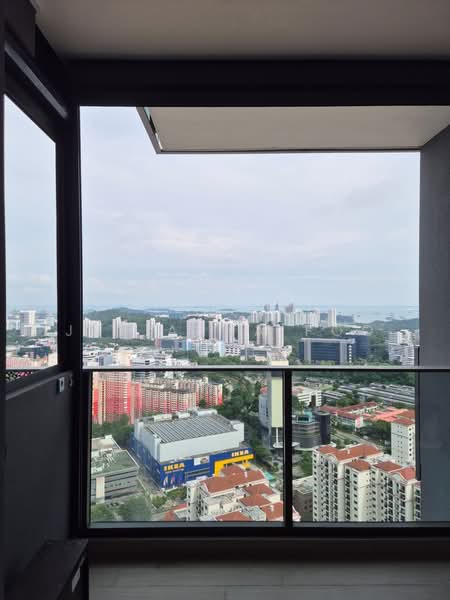 Stirling Residences, 21 Stirling Road, 1 Bedroom, 441 sqft, Condominium For Rent, by Julianna Foo, 500159654 - View - PropertyGuru.com.sg
