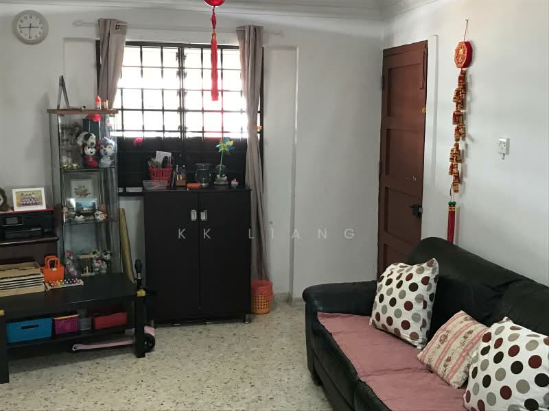 637 Ang Mo Kio Avenue 6, 637 Ang Mo Kio Avenue 6, 3 Bedrooms, 92 sqft, HDB Flat For Sale, by KK Liang, 500159658 - Living Room - PropertyGuru.com.sg