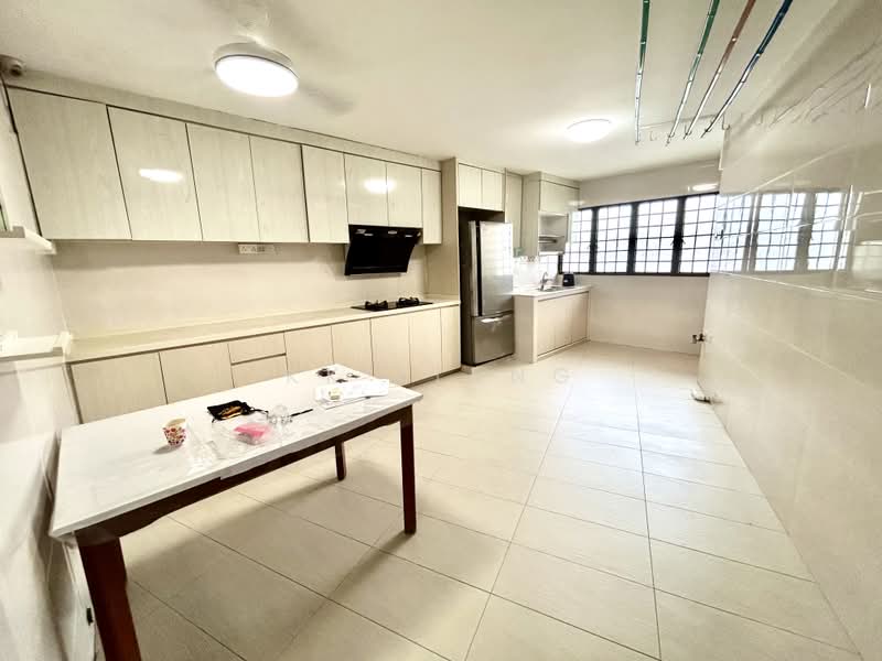 637 Ang Mo Kio Avenue 6, 637 Ang Mo Kio Avenue 6, 3 Bedrooms, 990 sqft, HDB Flat For Sale, by KK Liang, 500159658 - Kitchen - PropertyGuru.com.sg