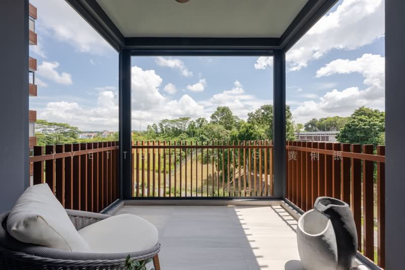 KI Residences At Brookvale, 8 Brookvale Drive, 3 Bedrooms, 936 sqft, Condominium For Sale, by Yvette Huang 黄俐银, 500159660 - Balcony - PropertyGuru.com.sg